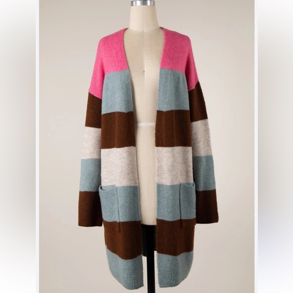 NWT Miracle Two Toned Color Block
Long Body Knit Open Cardigan. Size S/M - Picture 2 of 7